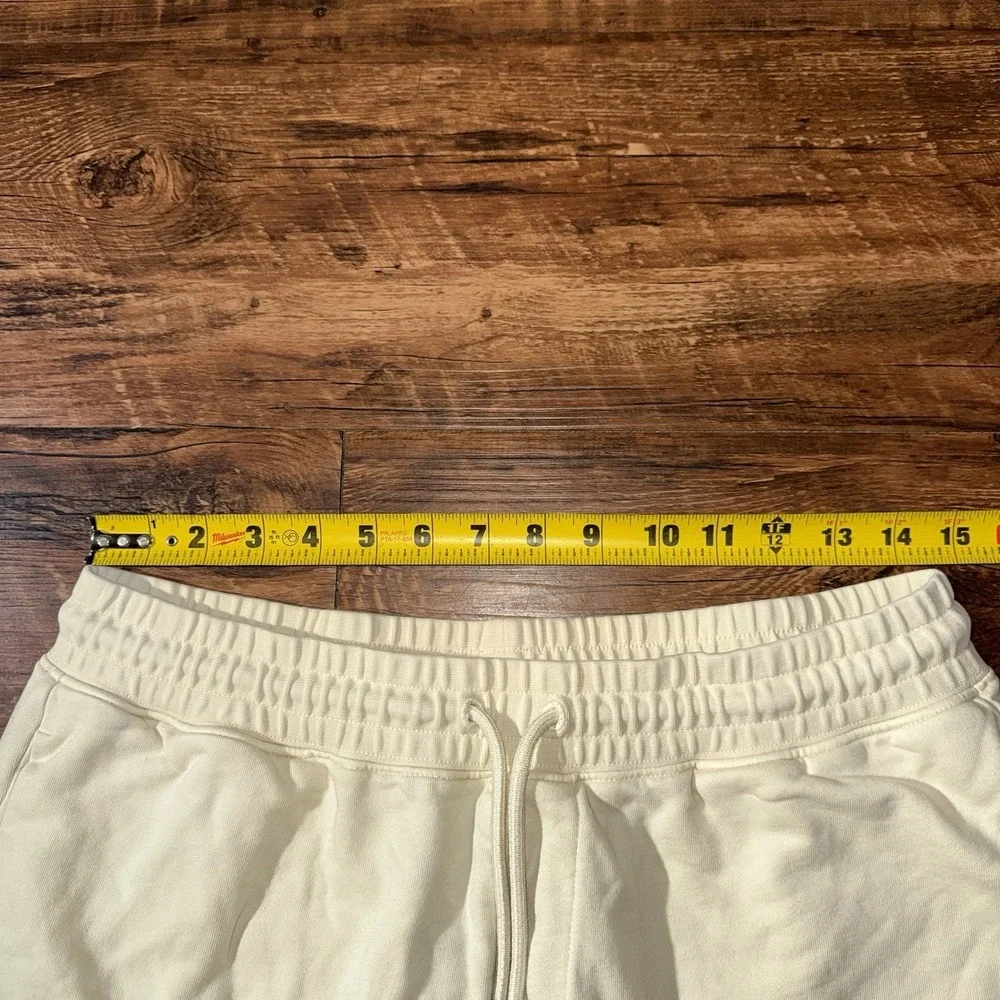 Hugo Boss Cream Logo Sweat Shorts Men's Large